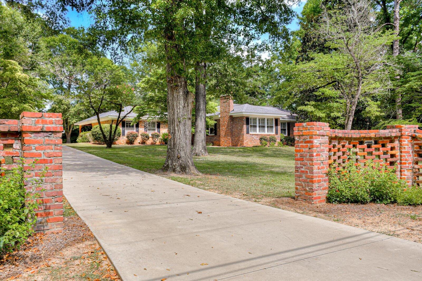 404 Victory Drive