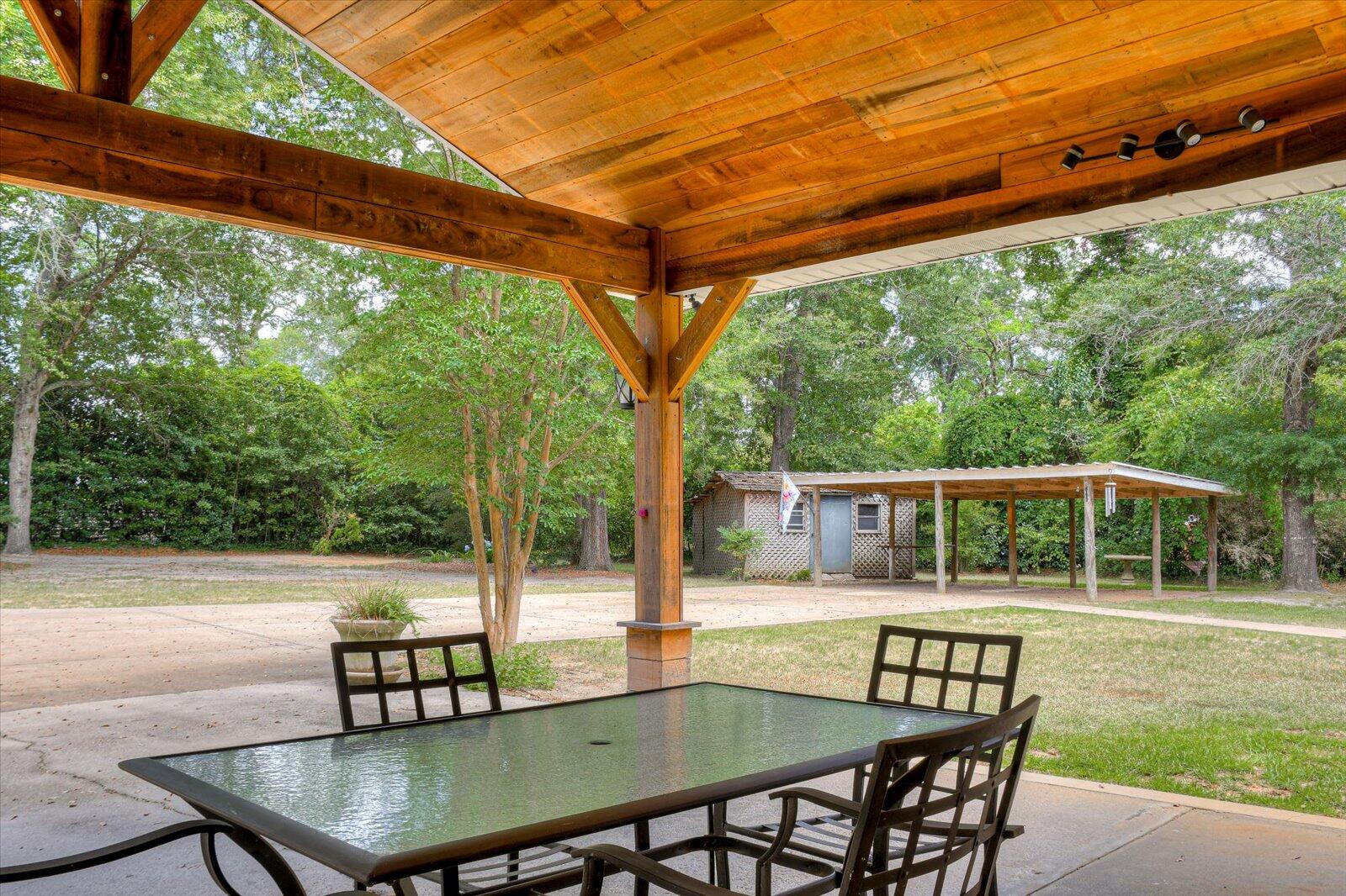 404 Victory Drive
