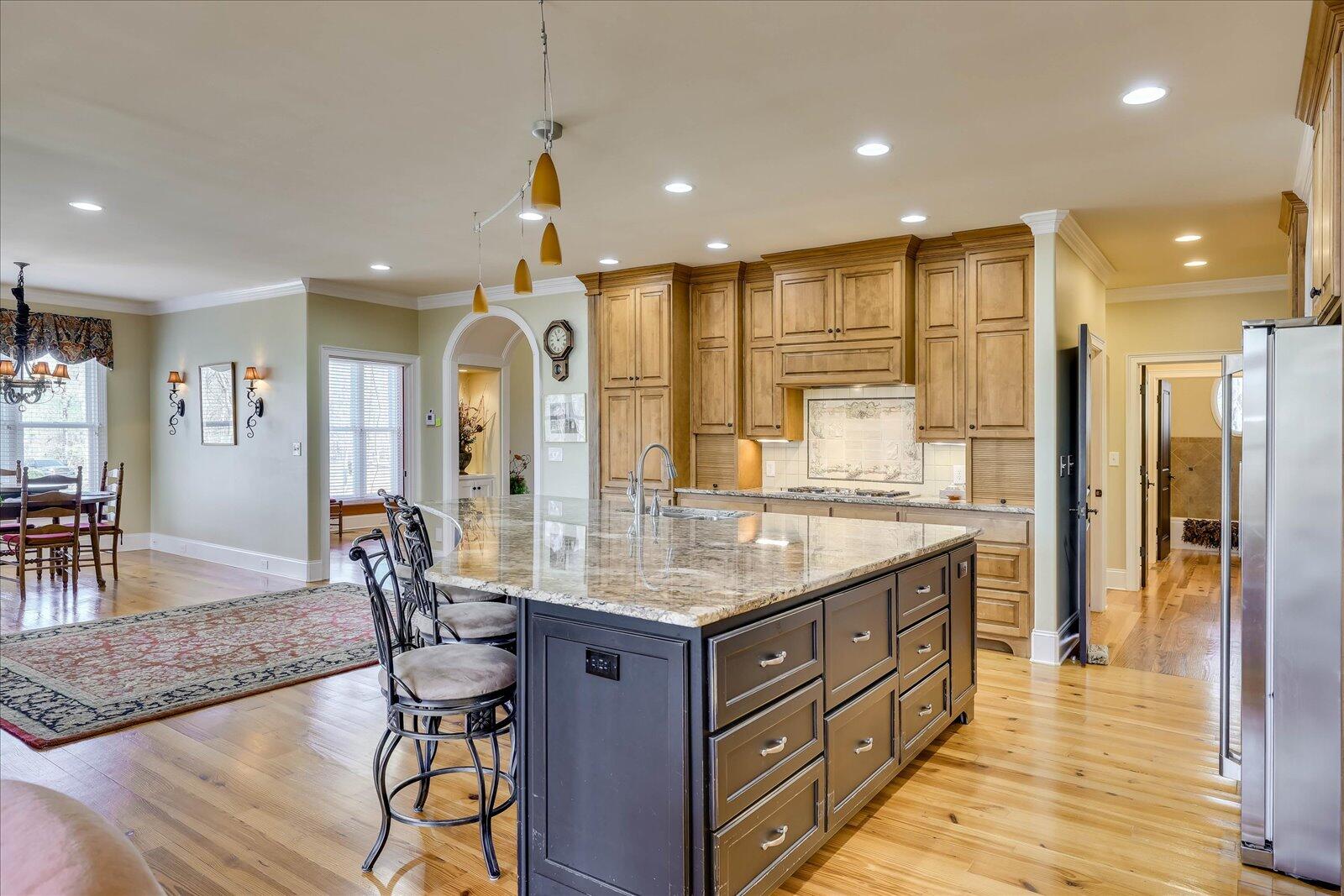 250 Crestridge Drive