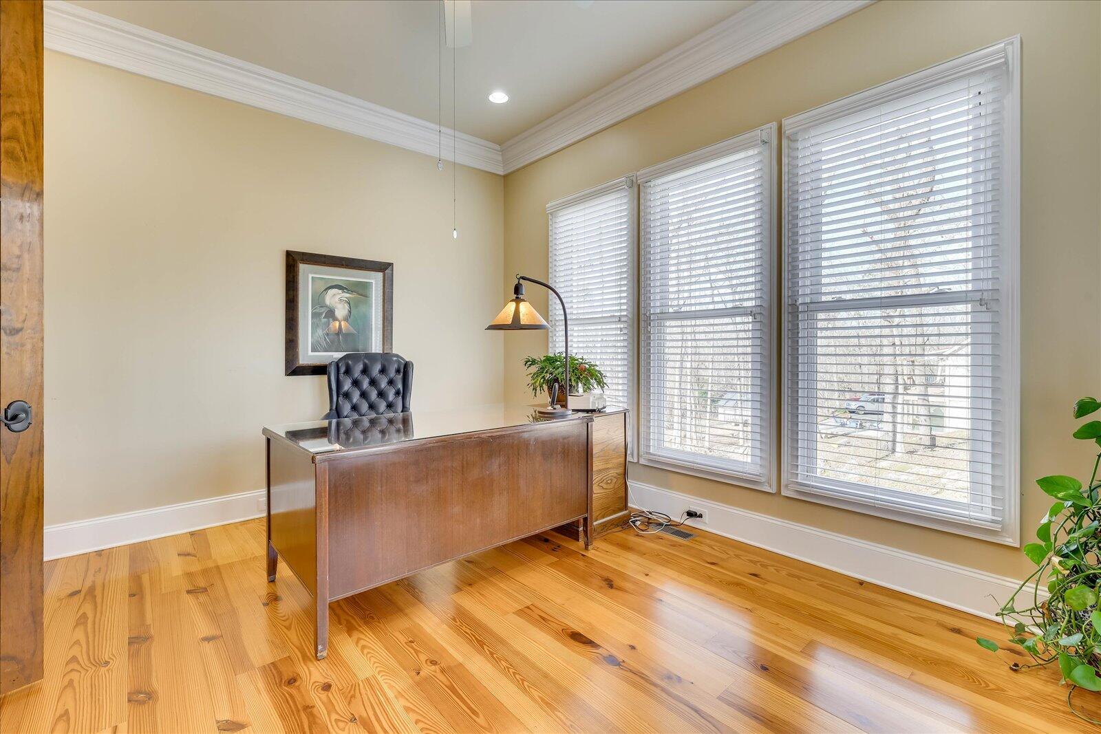 250 Crestridge Drive