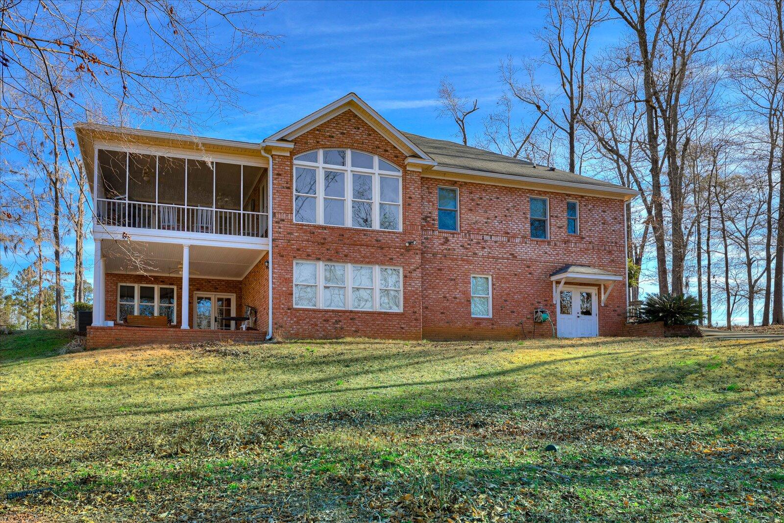 250 Crestridge Drive