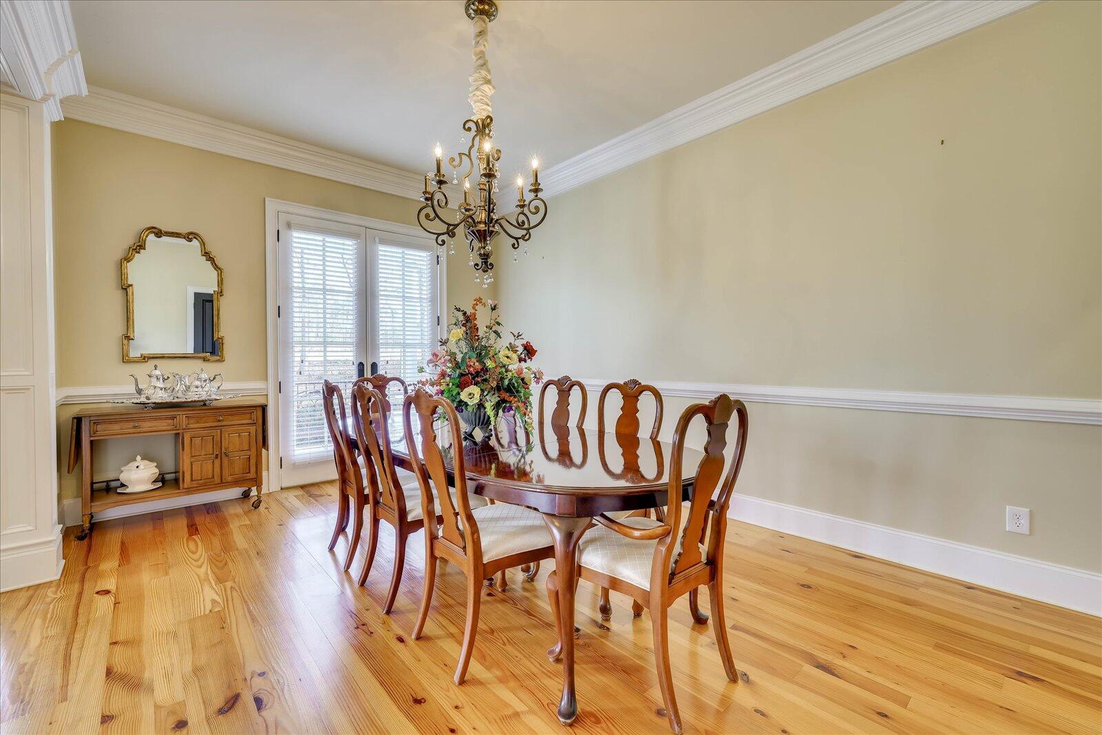 250 Crestridge Drive