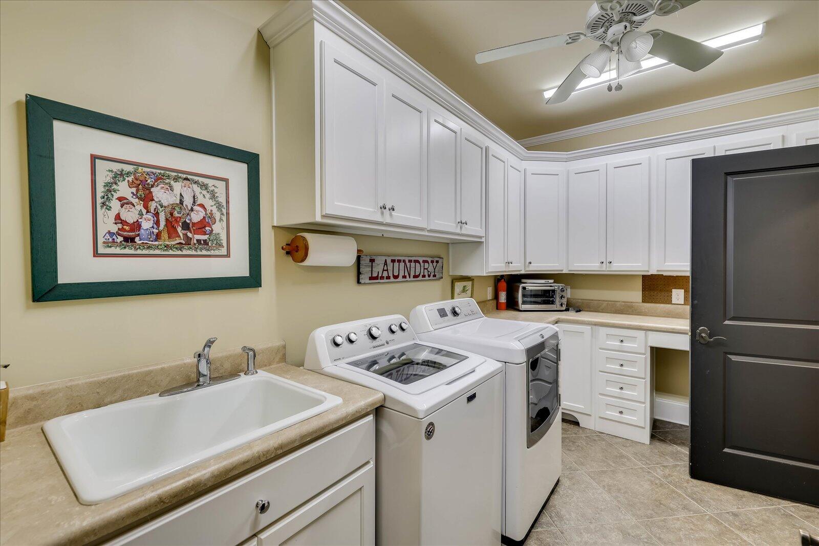 250 Crestridge Drive
