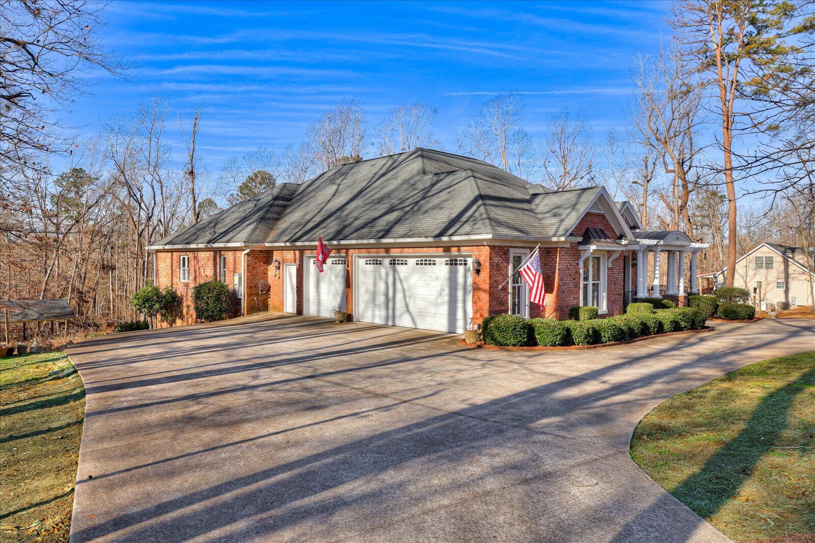 250 Crestridge Drive