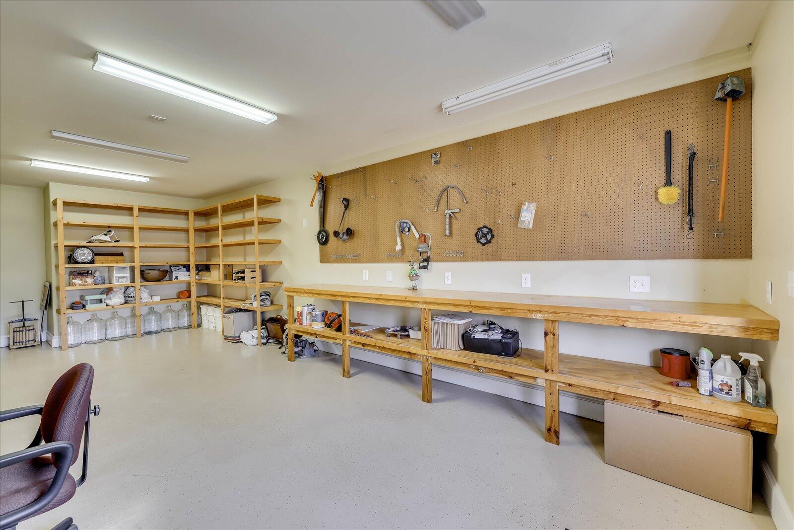 250 Crestridge Drive