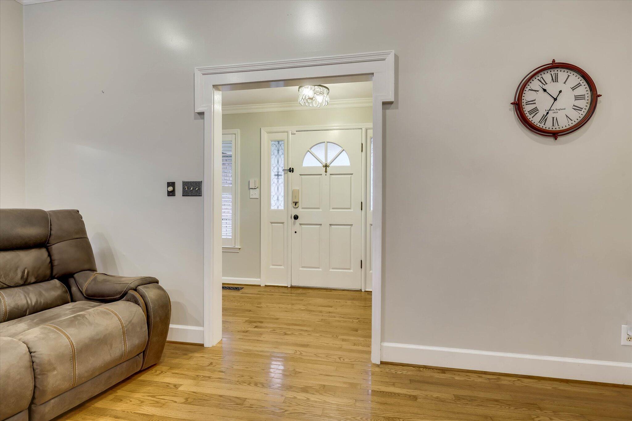 213 Oak Lane