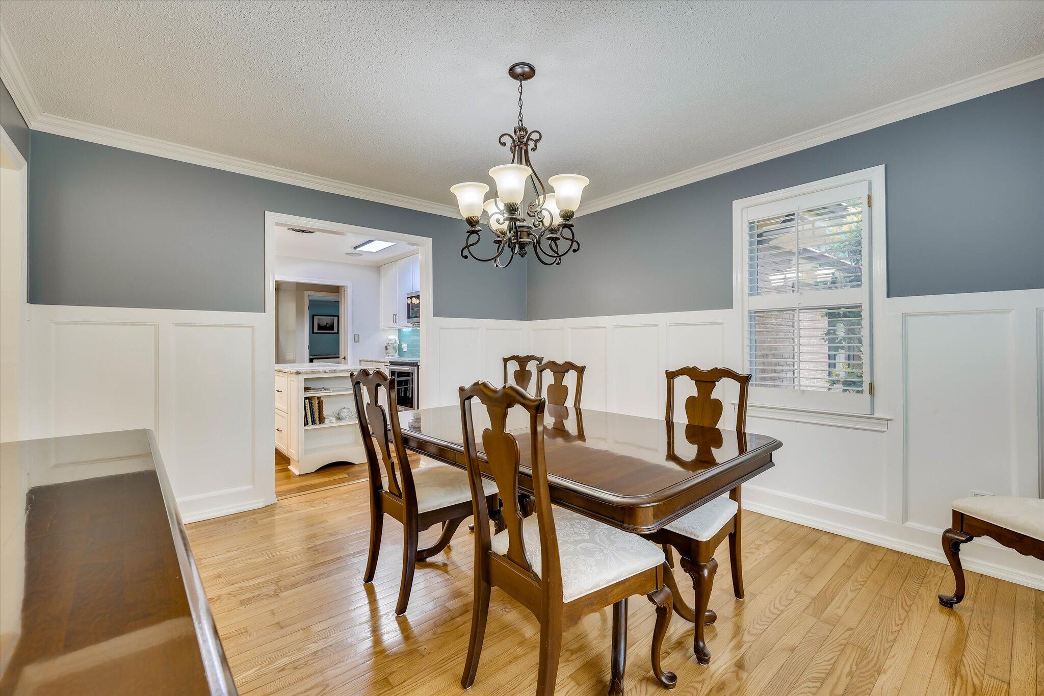 213 Oak Lane