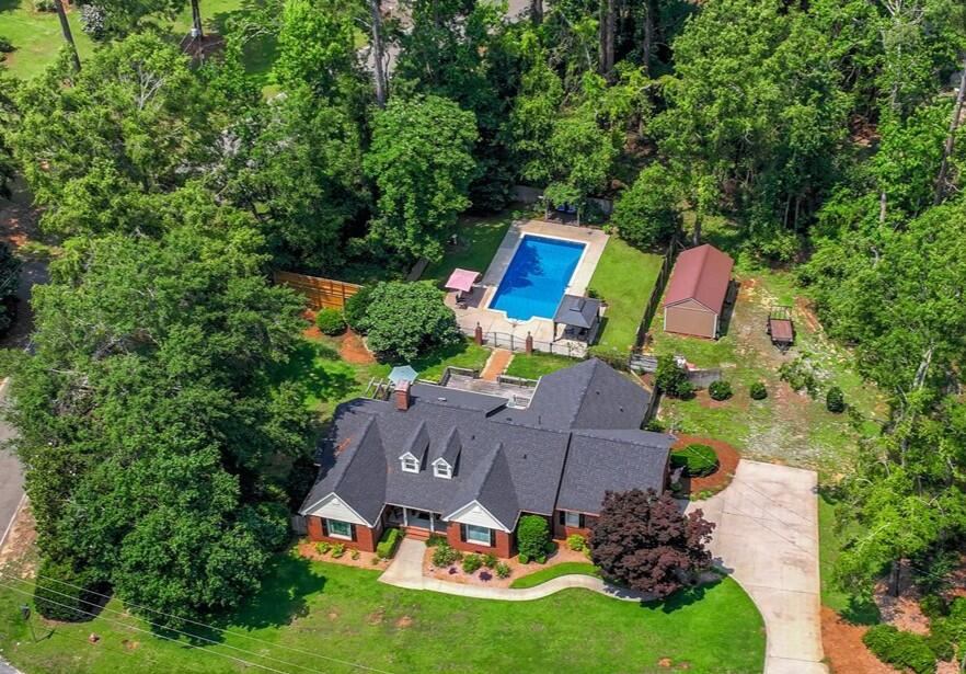 213 Oak Lane