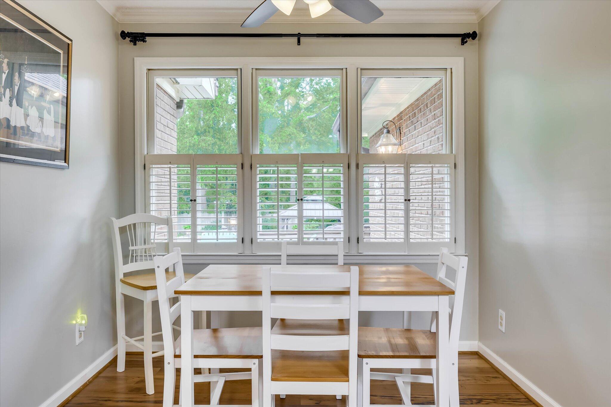 213 Oak Lane
