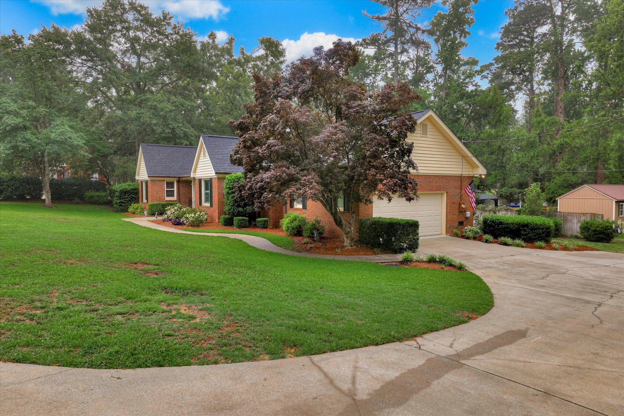 213 Oak Lane