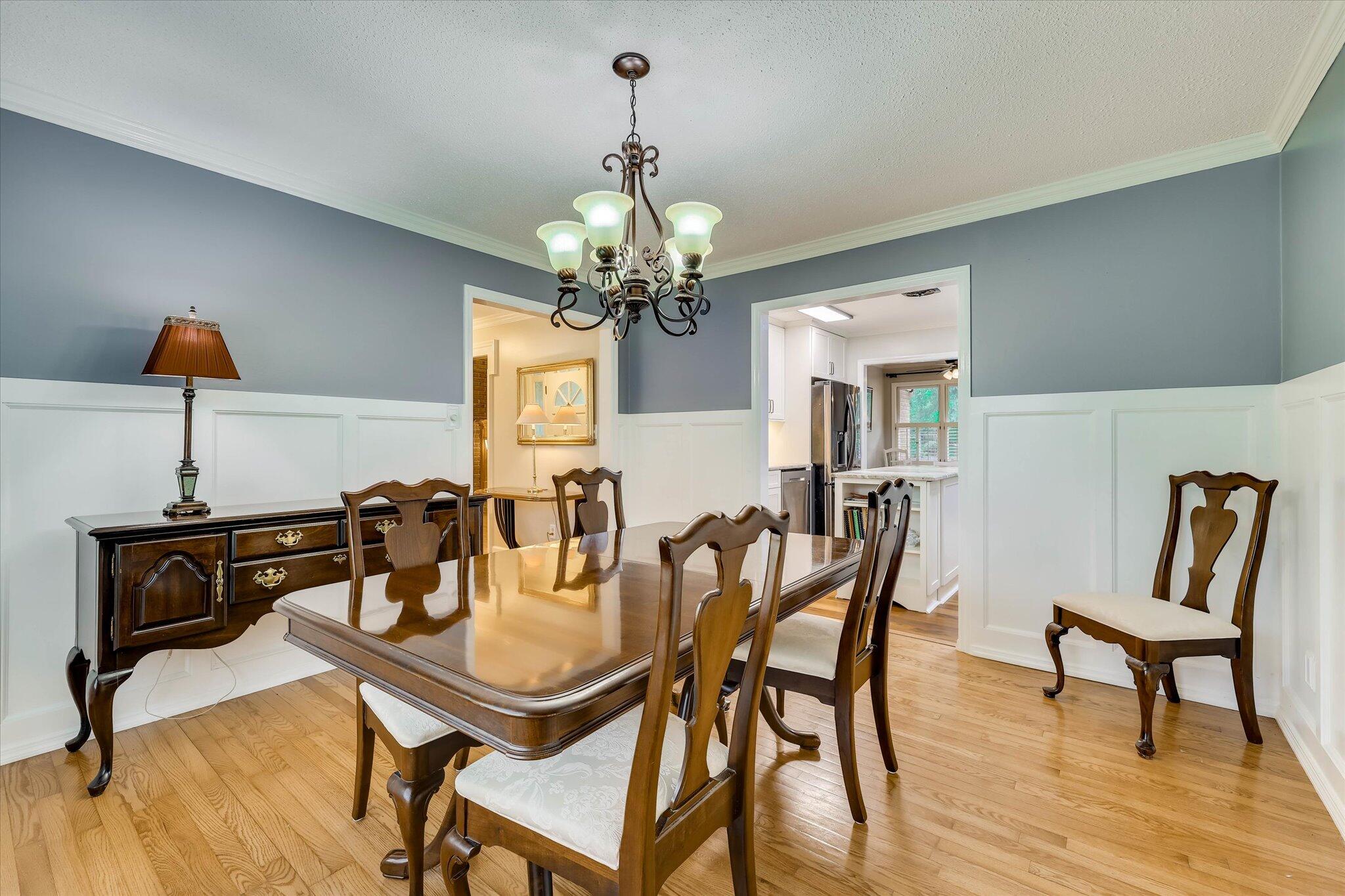 213 Oak Lane