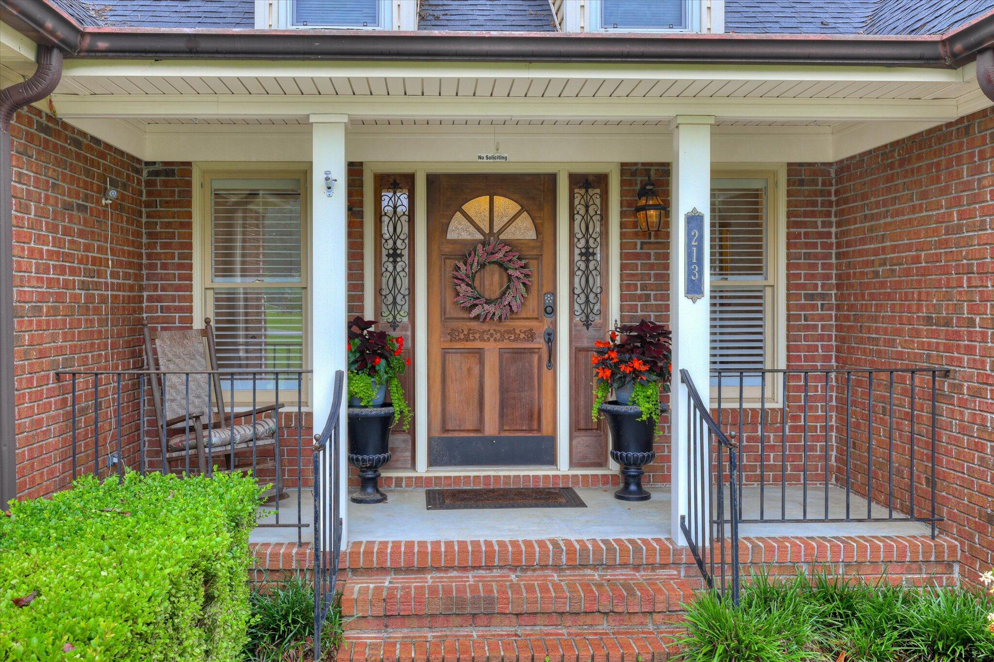 213 Oak Lane