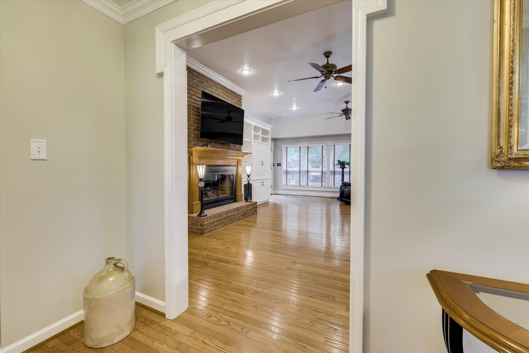 213 Oak Lane