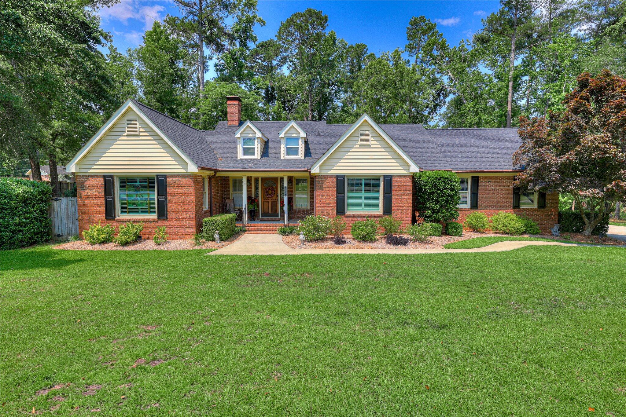 213 Oak Lane