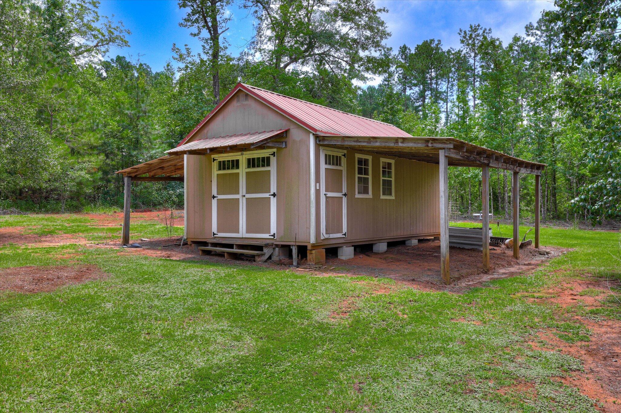 1441 W Quaker Road