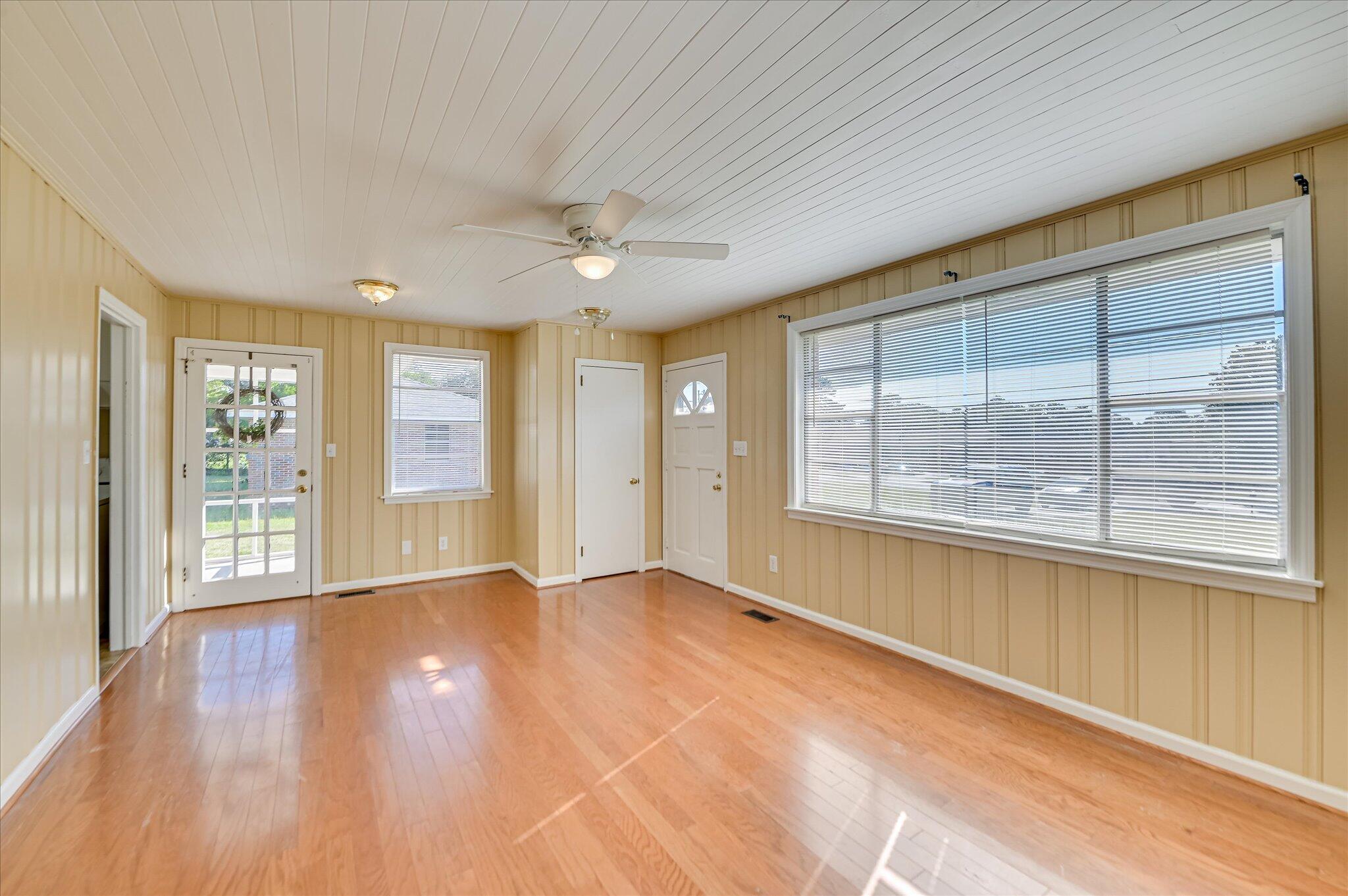 462 W Fourth Street