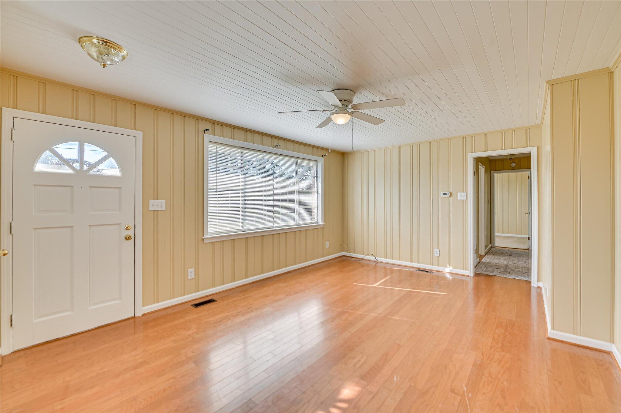 462 W Fourth Street