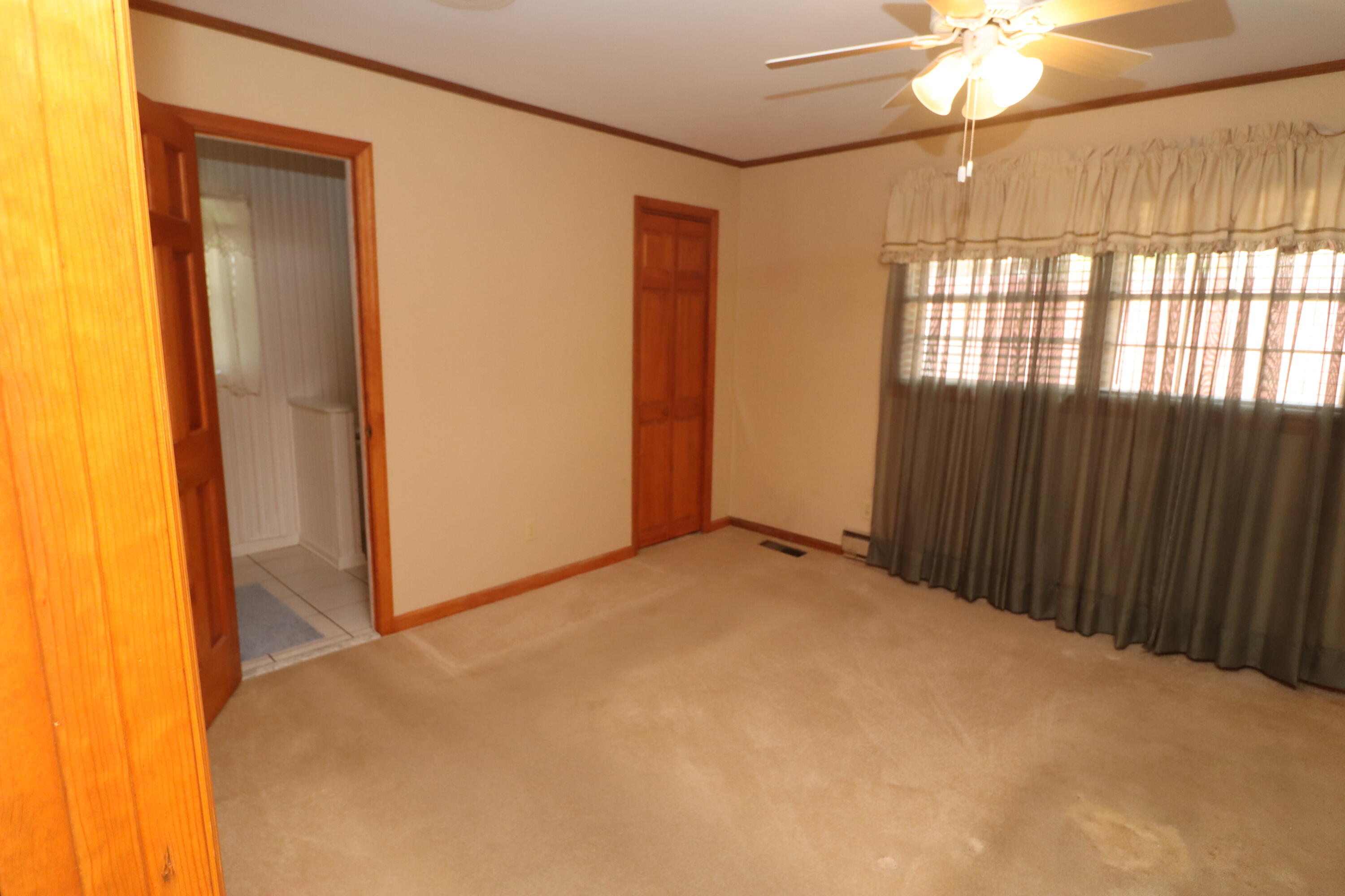 640 Cherokee Drive