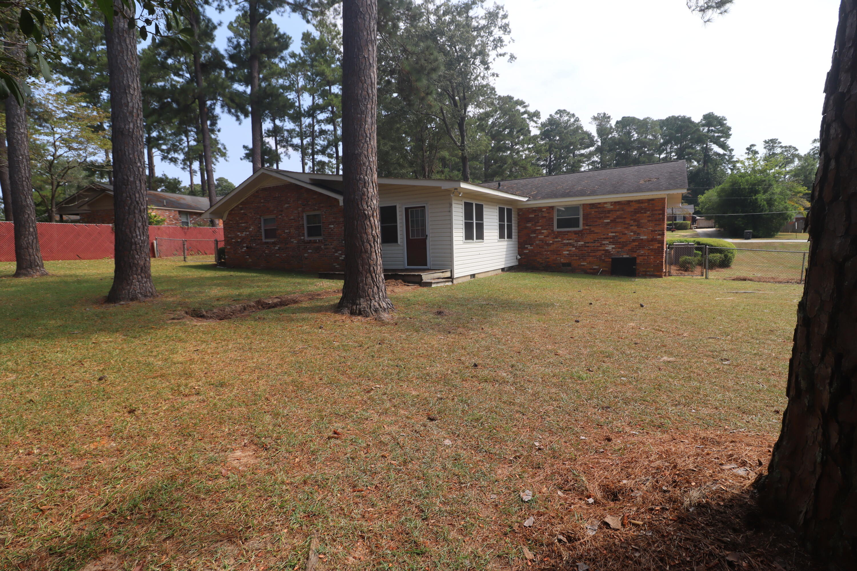 640 Cherokee Drive