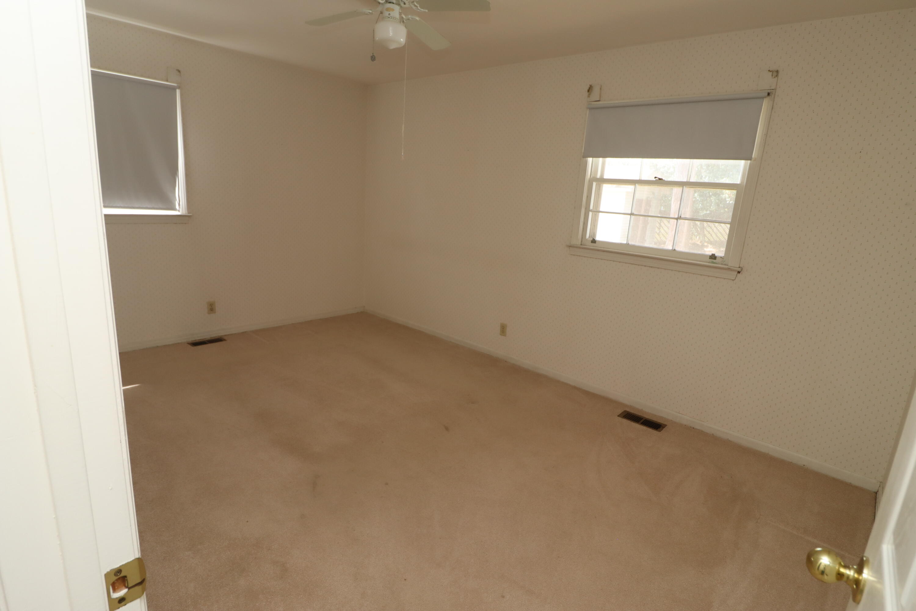 640 Cherokee Drive