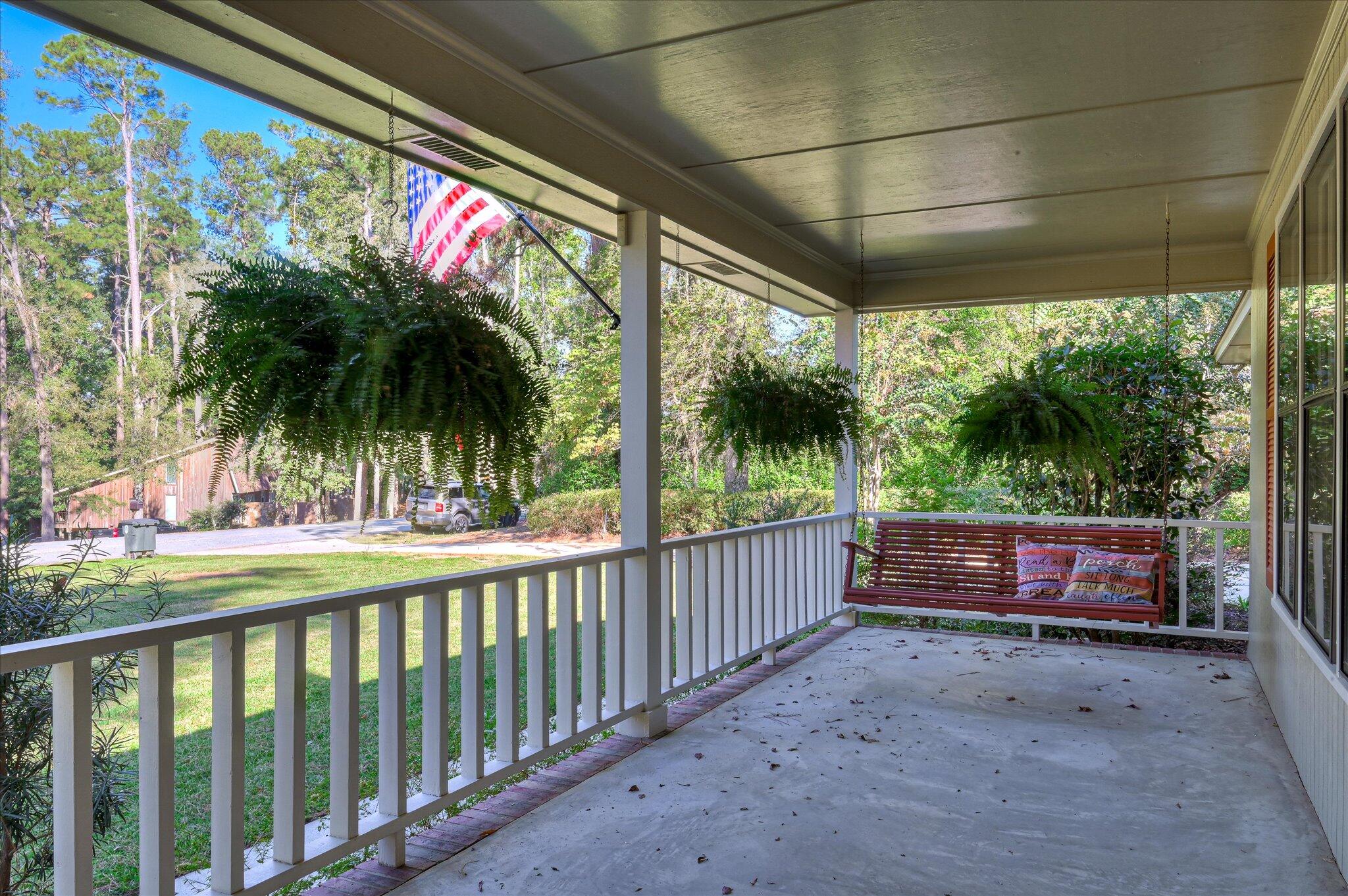 212 Oak Lane