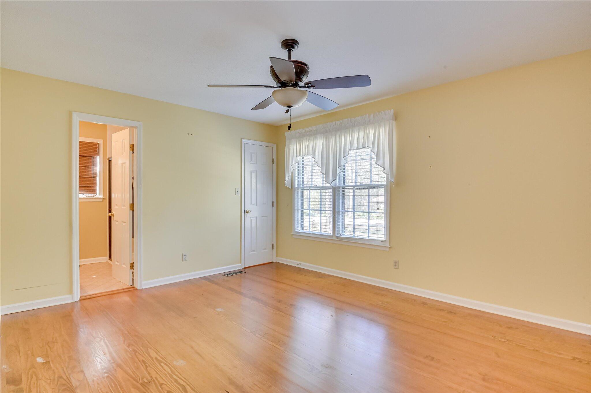 212 Oak Lane