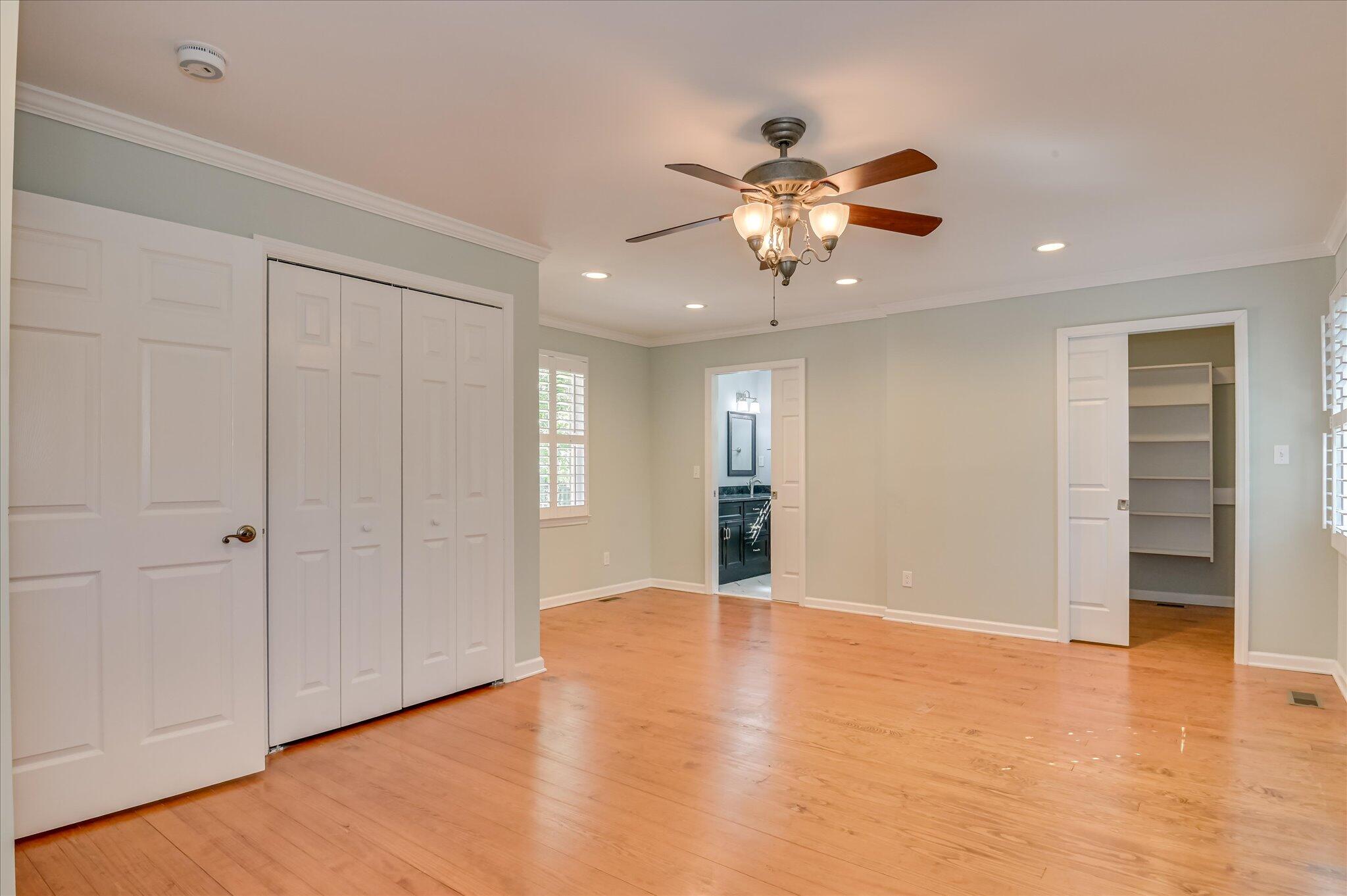 212 Oak Lane