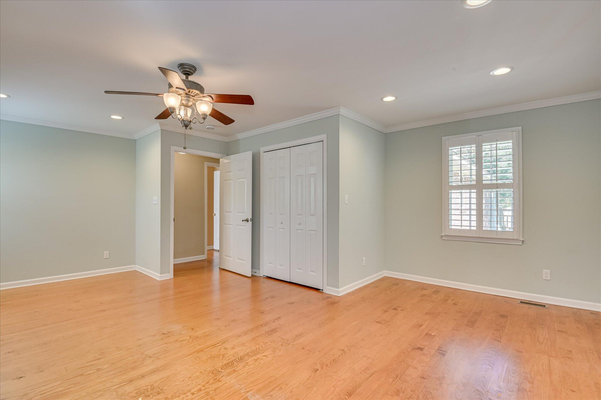 212 Oak Lane