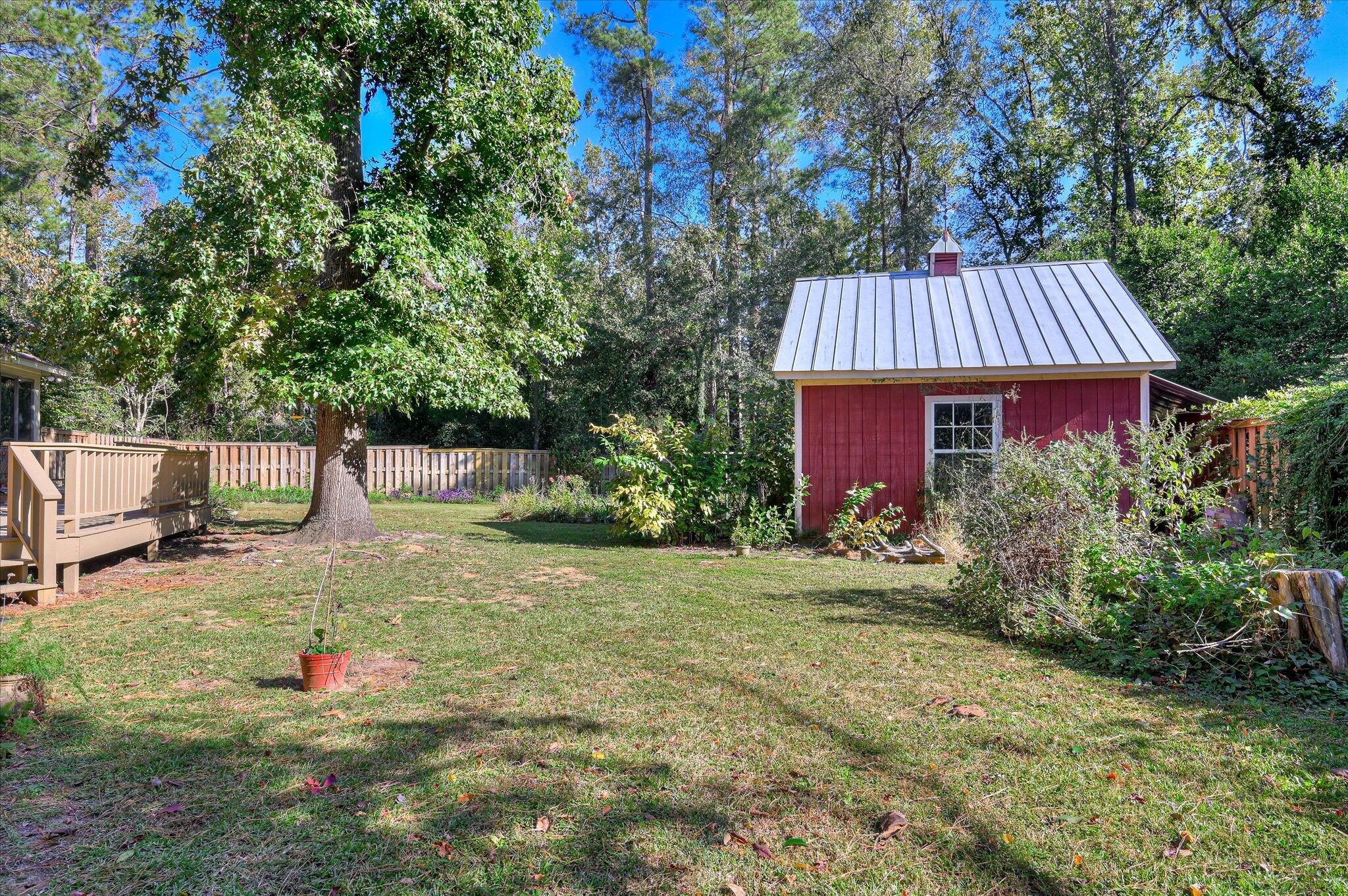212 Oak Lane
