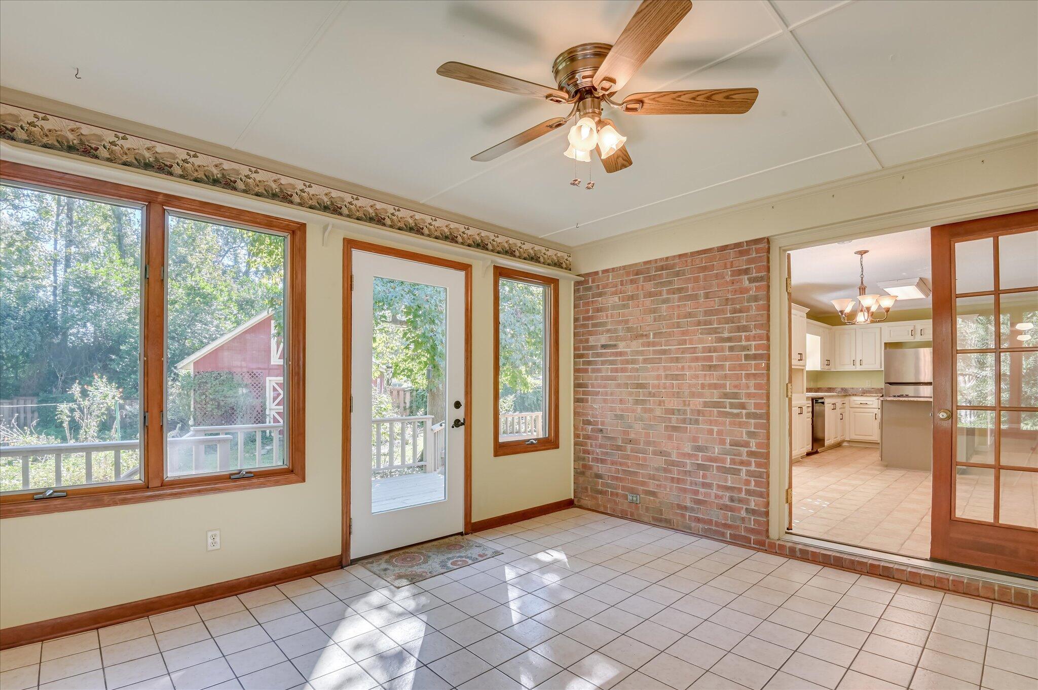 212 Oak Lane