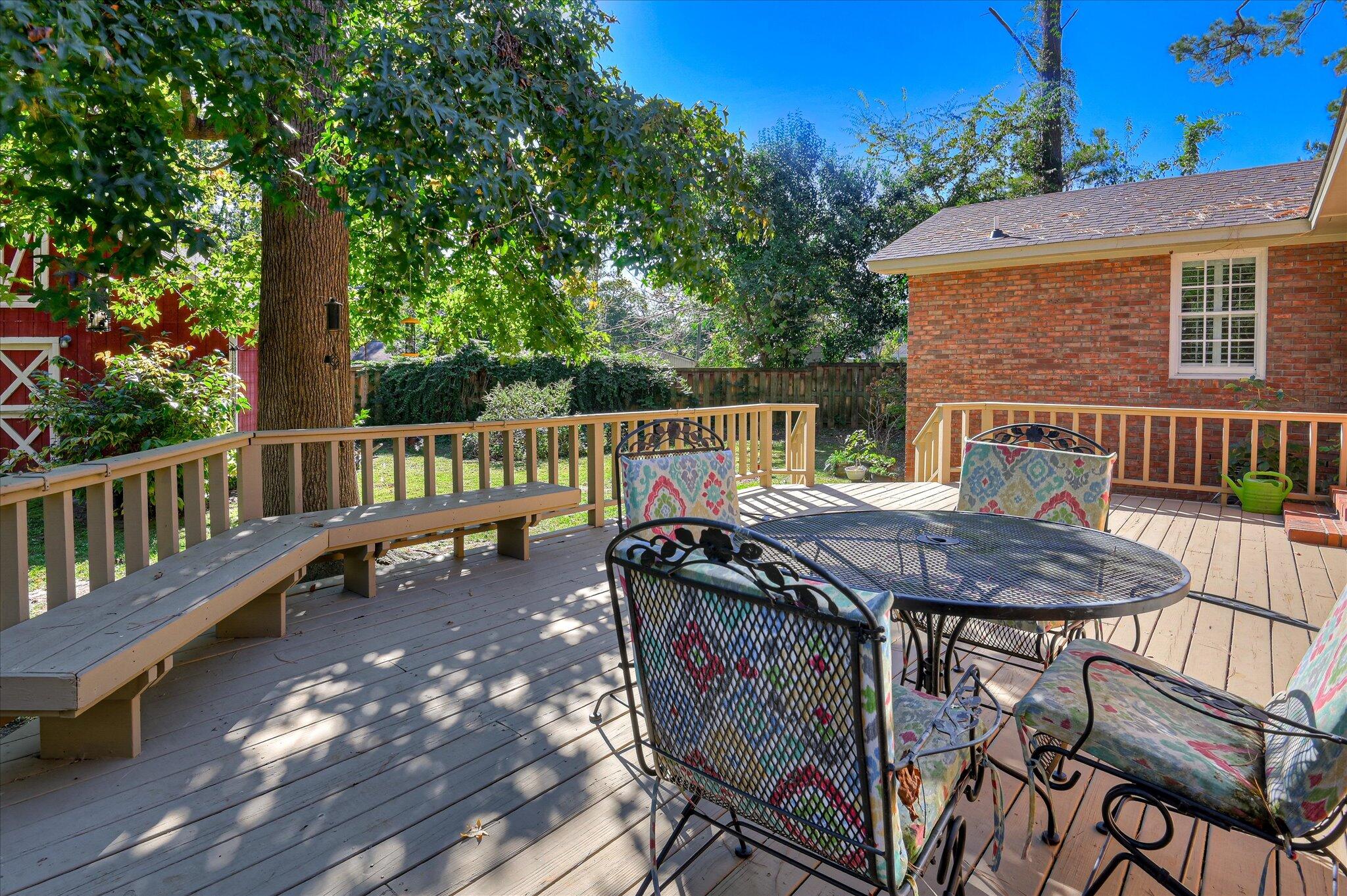 212 Oak Lane