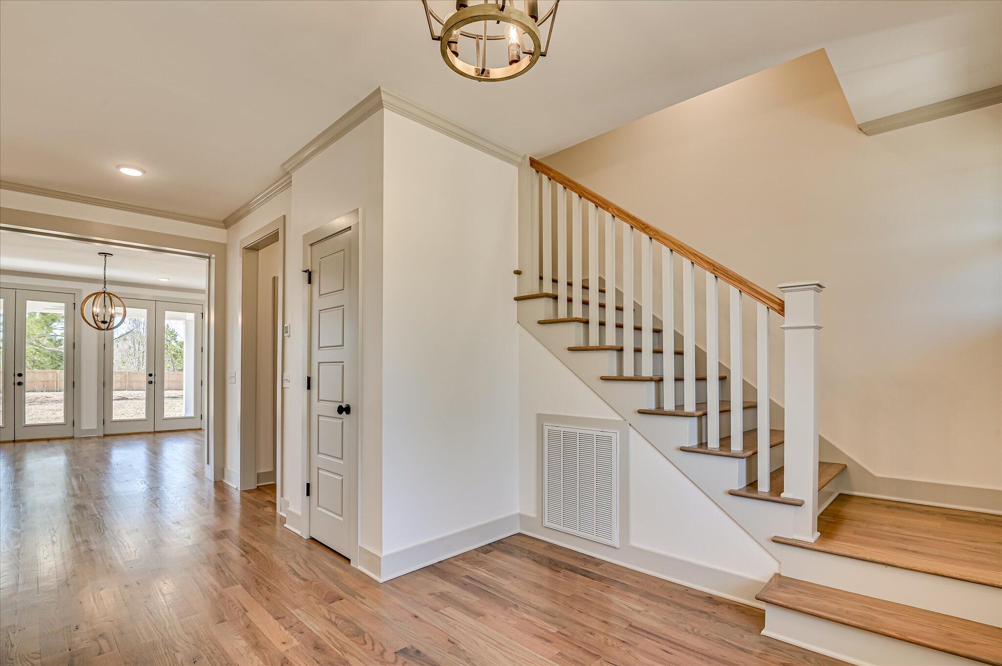 108 Meadow View Lane