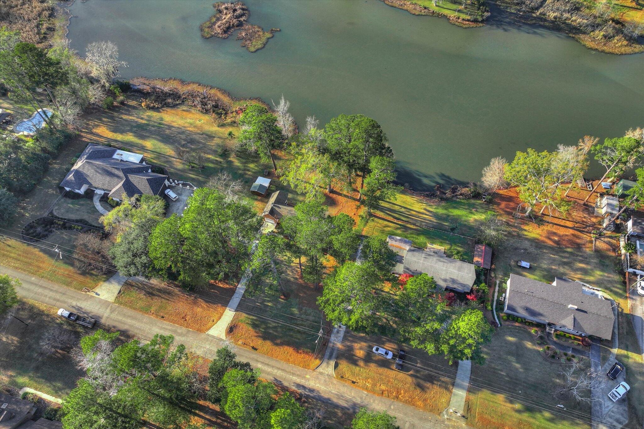 134 Lake Bluff Drive