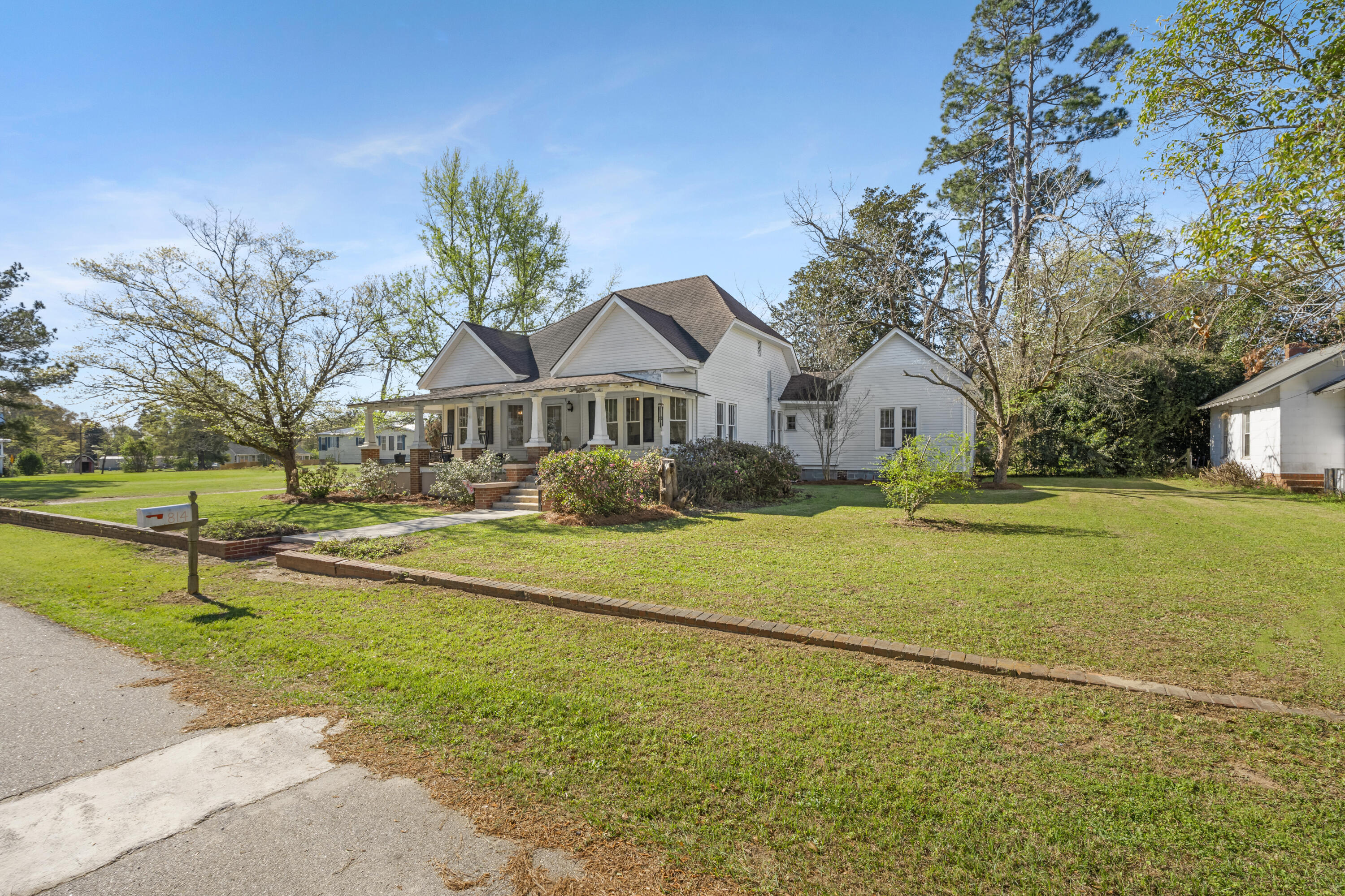814 Screven Street