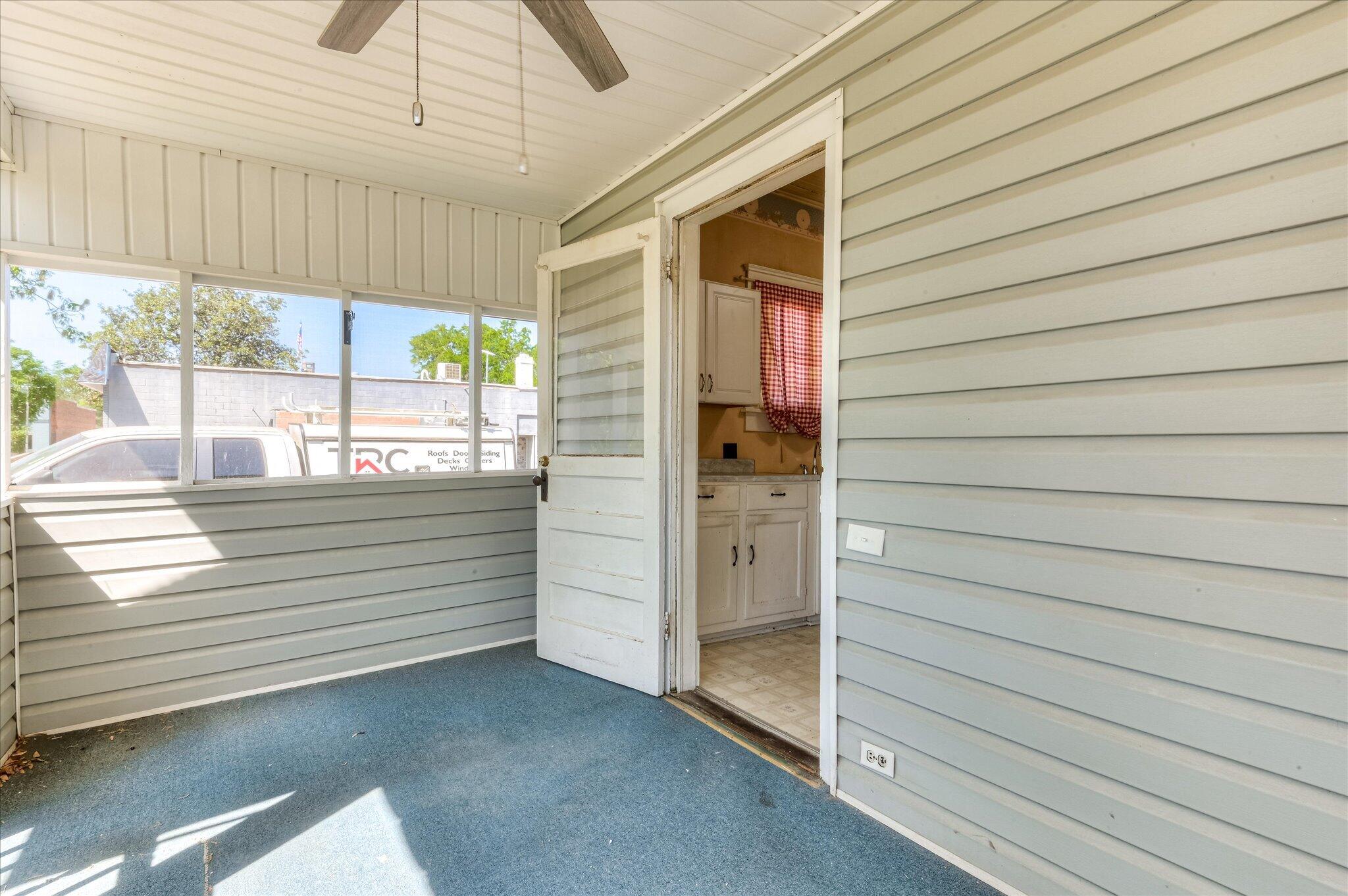 110 E 8th Street