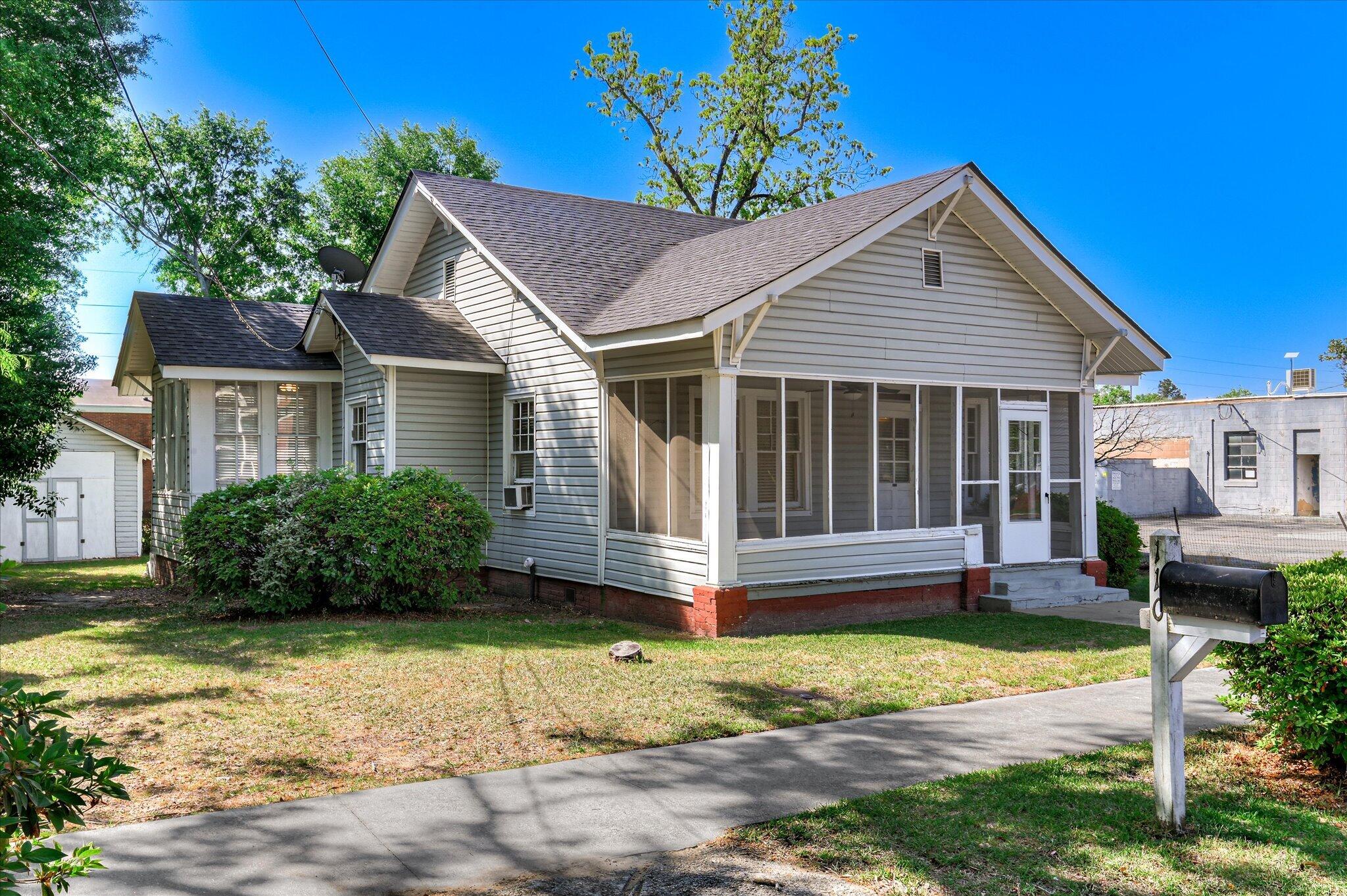 110 E 8th Street