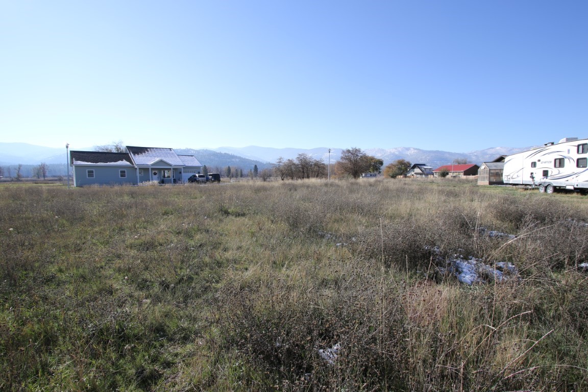 Tract 8 E Lynch Street