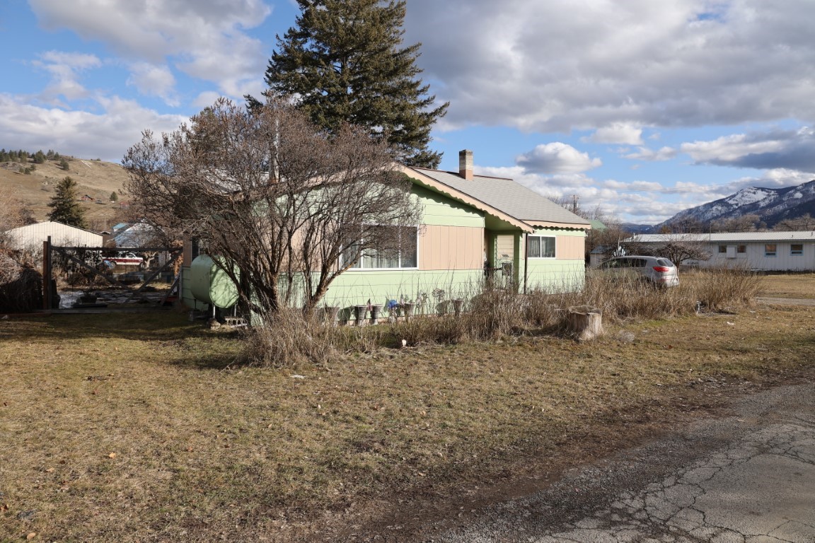 304 Ruenauver Street