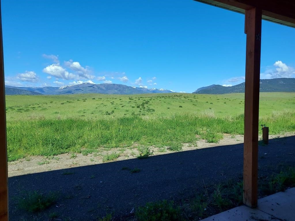 29 Walking Horse Way