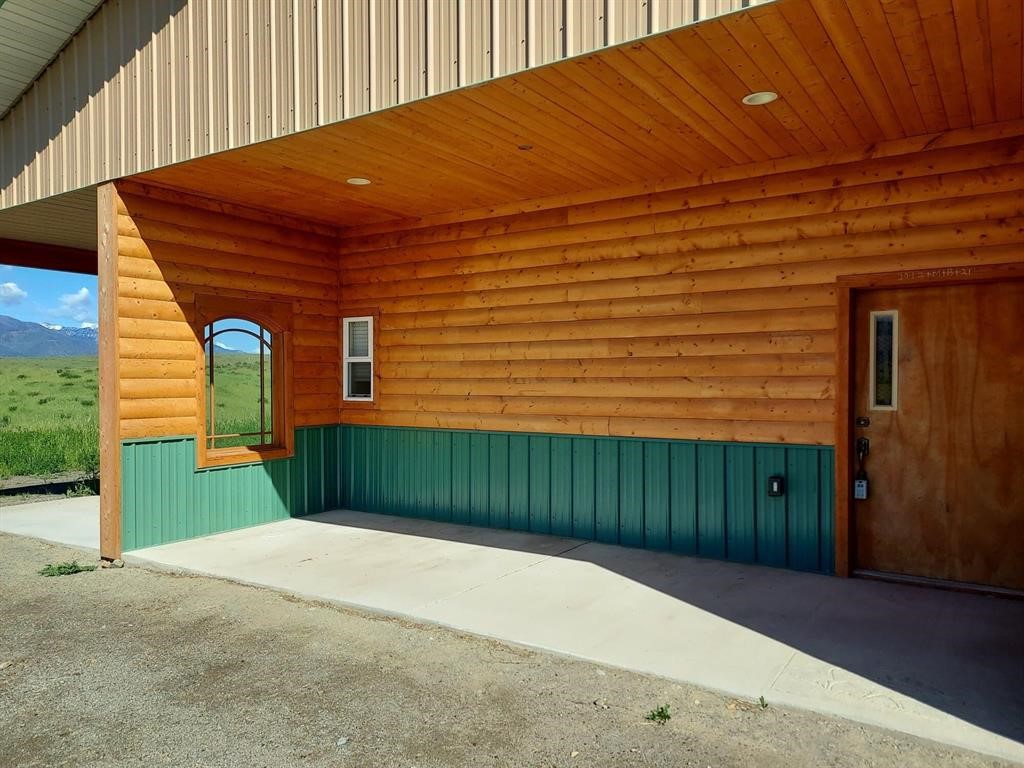 29 Walking Horse Way