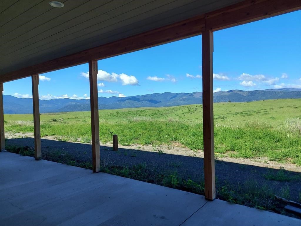 29 Walking Horse Way