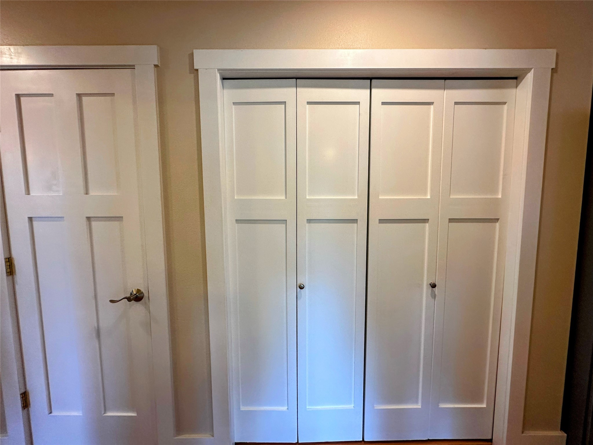 401 S Hubbard Street