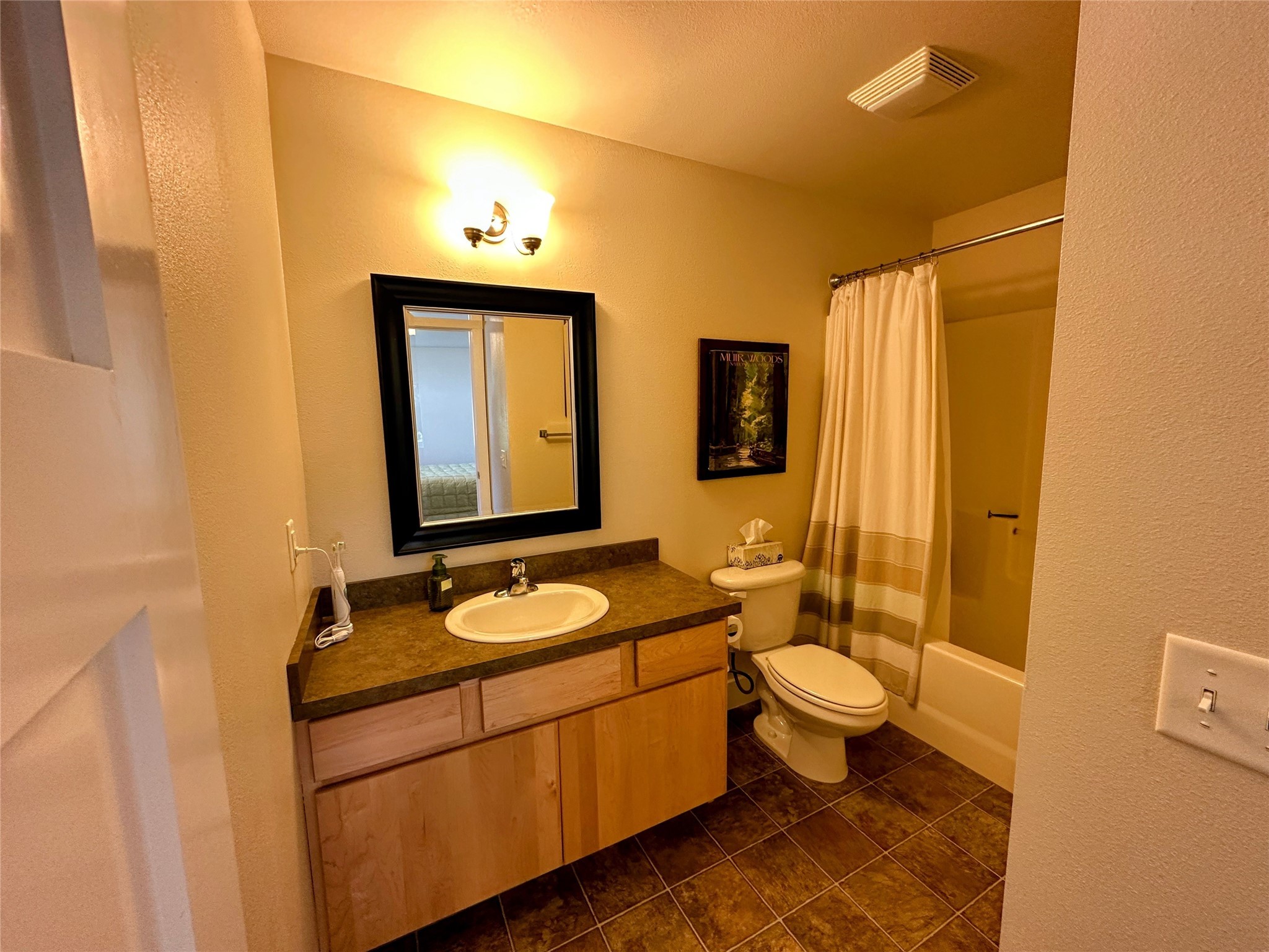 401 S Hubbard Street