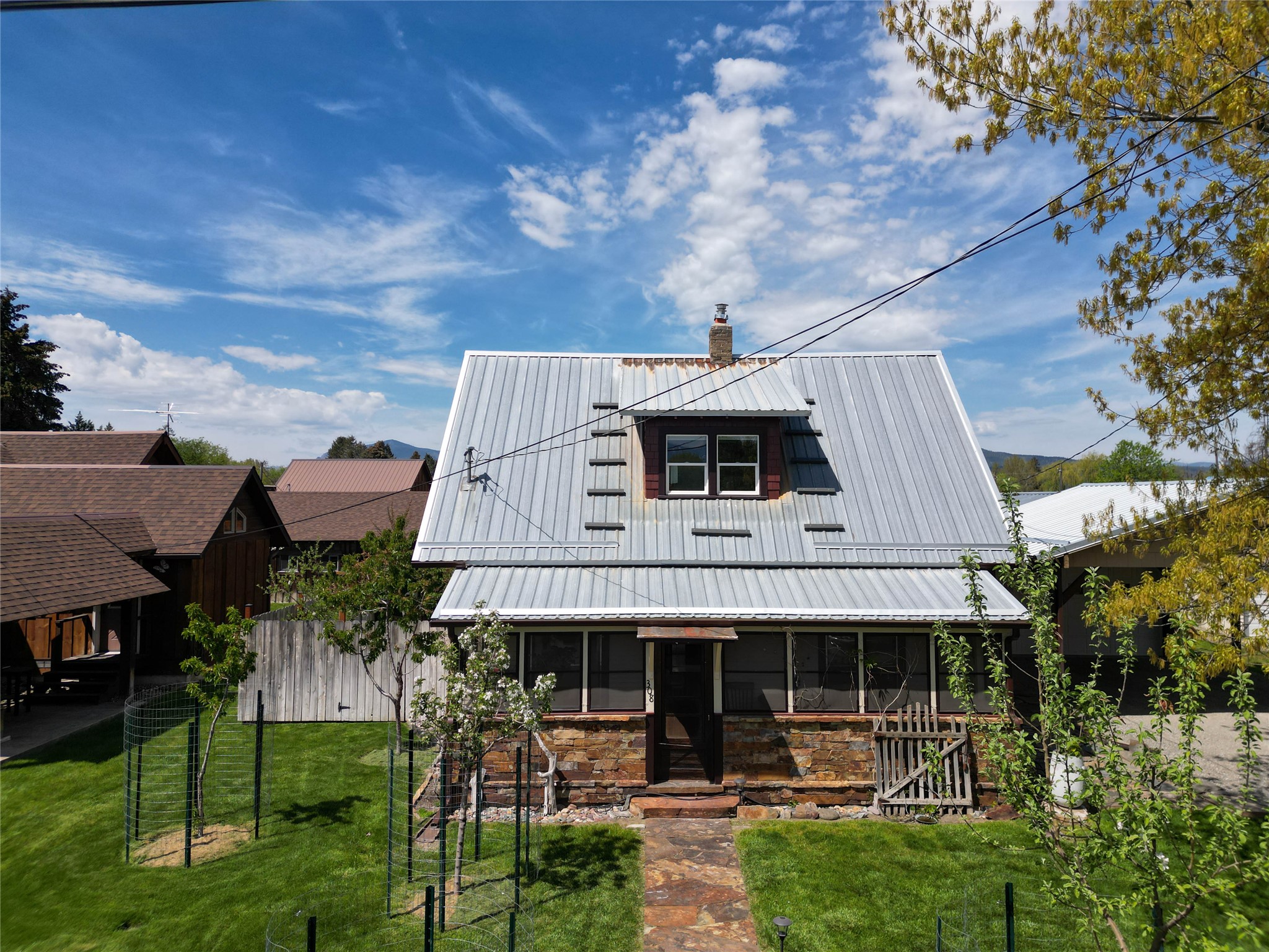 308 Walnut Street