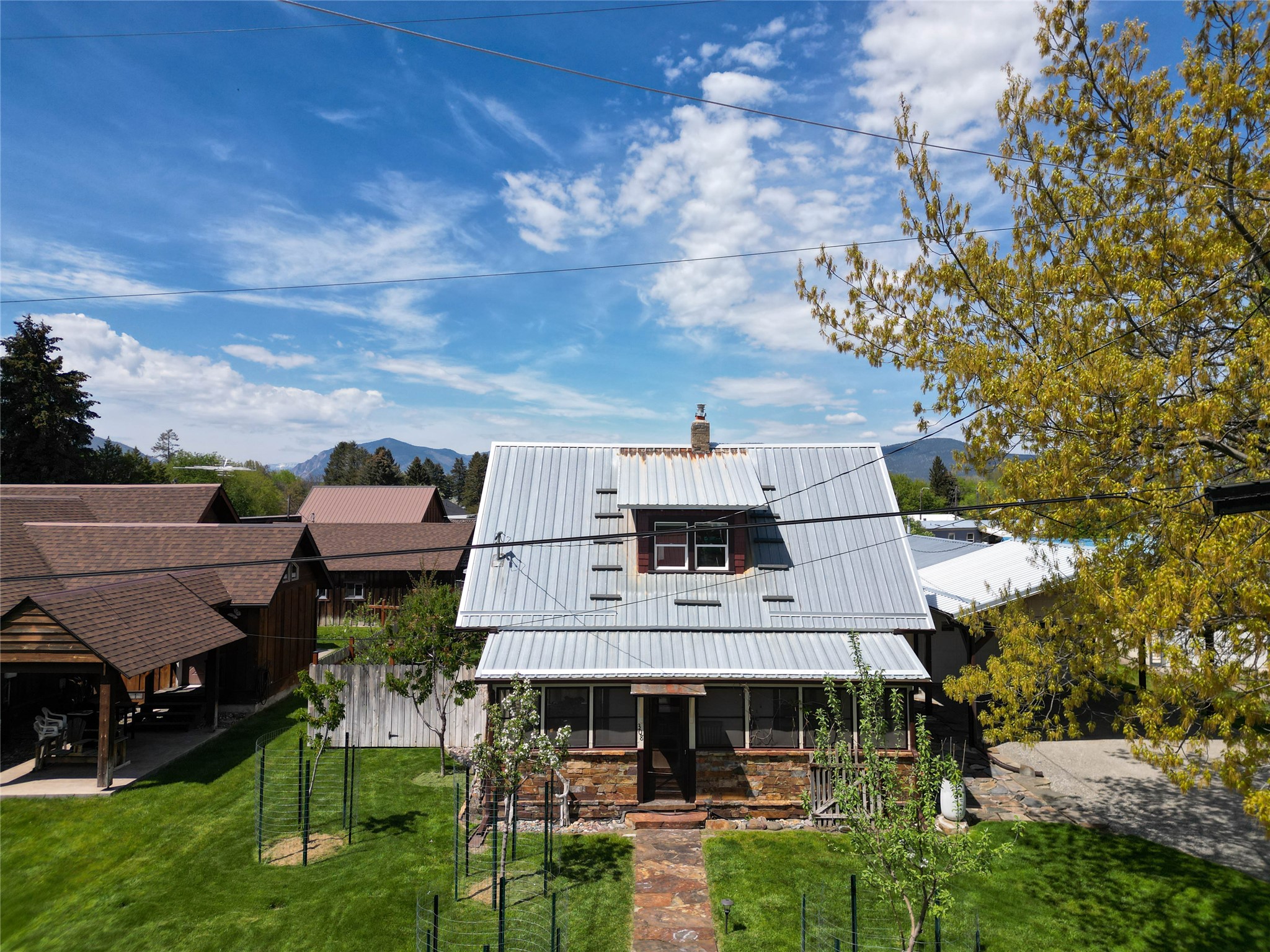 308 Walnut Street