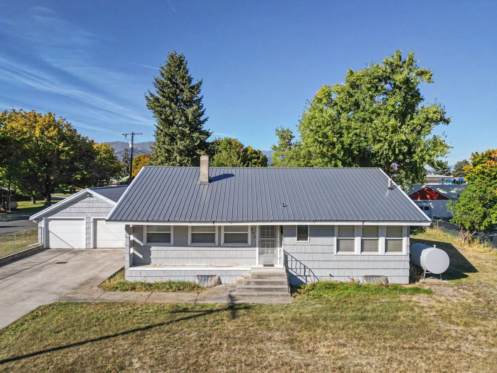 401 Clayton Street