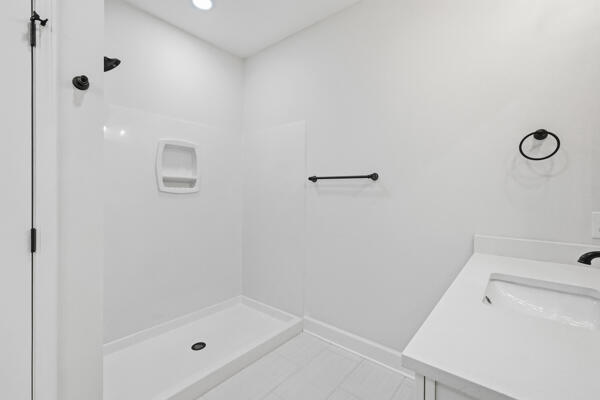 11 NW Wright Parkway