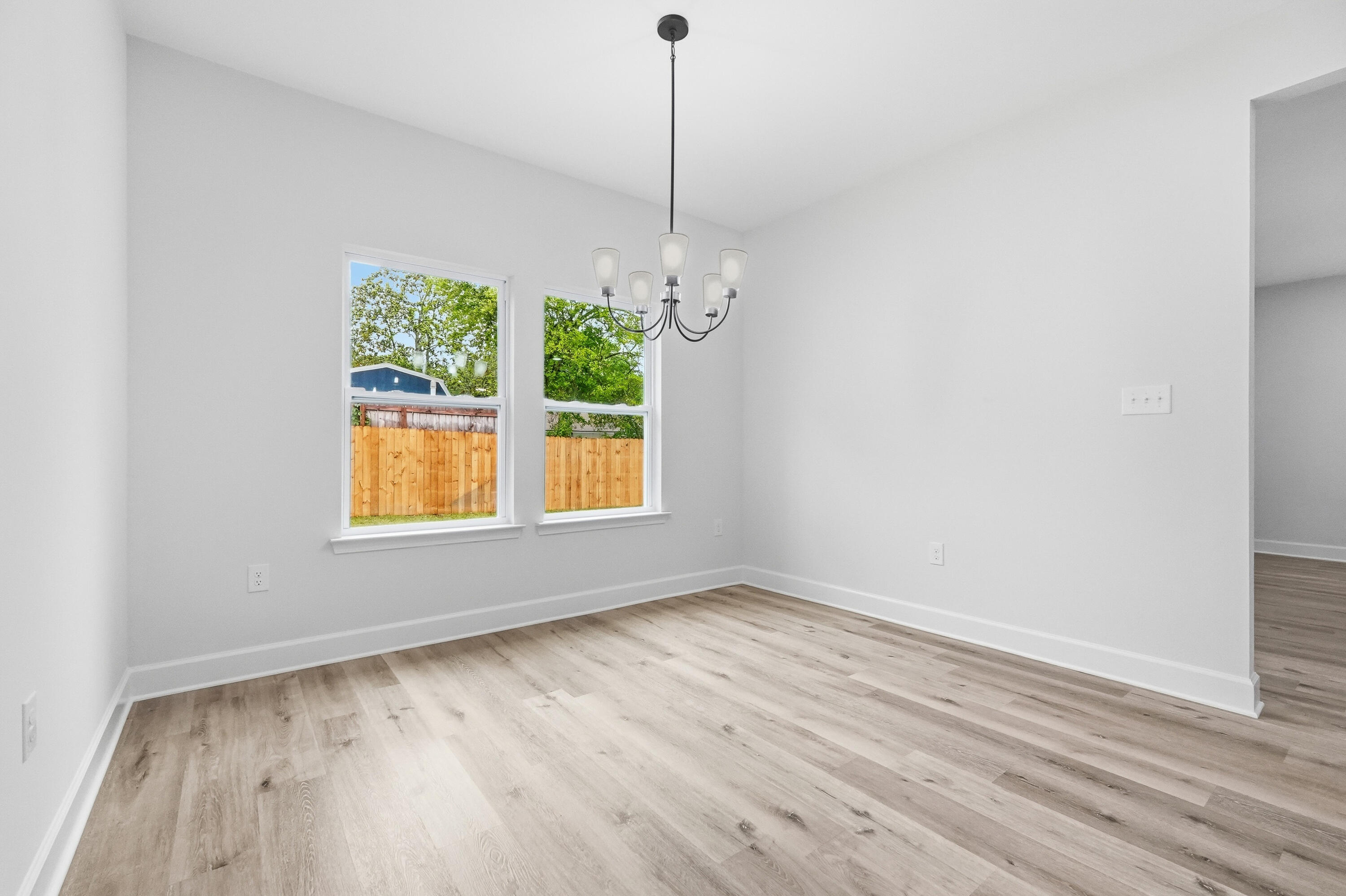 11 NW Wright Parkway