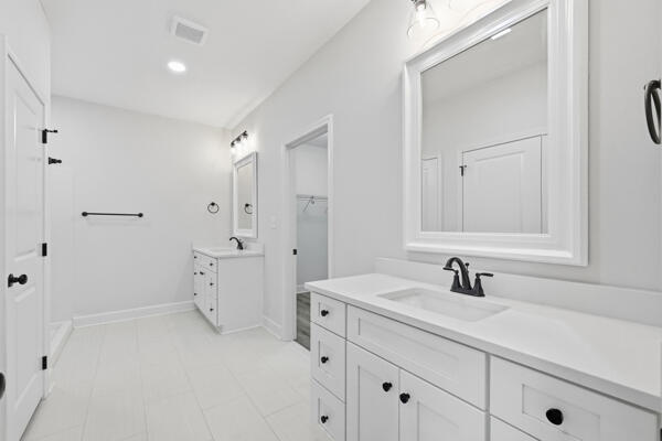 11 NW Wright Parkway