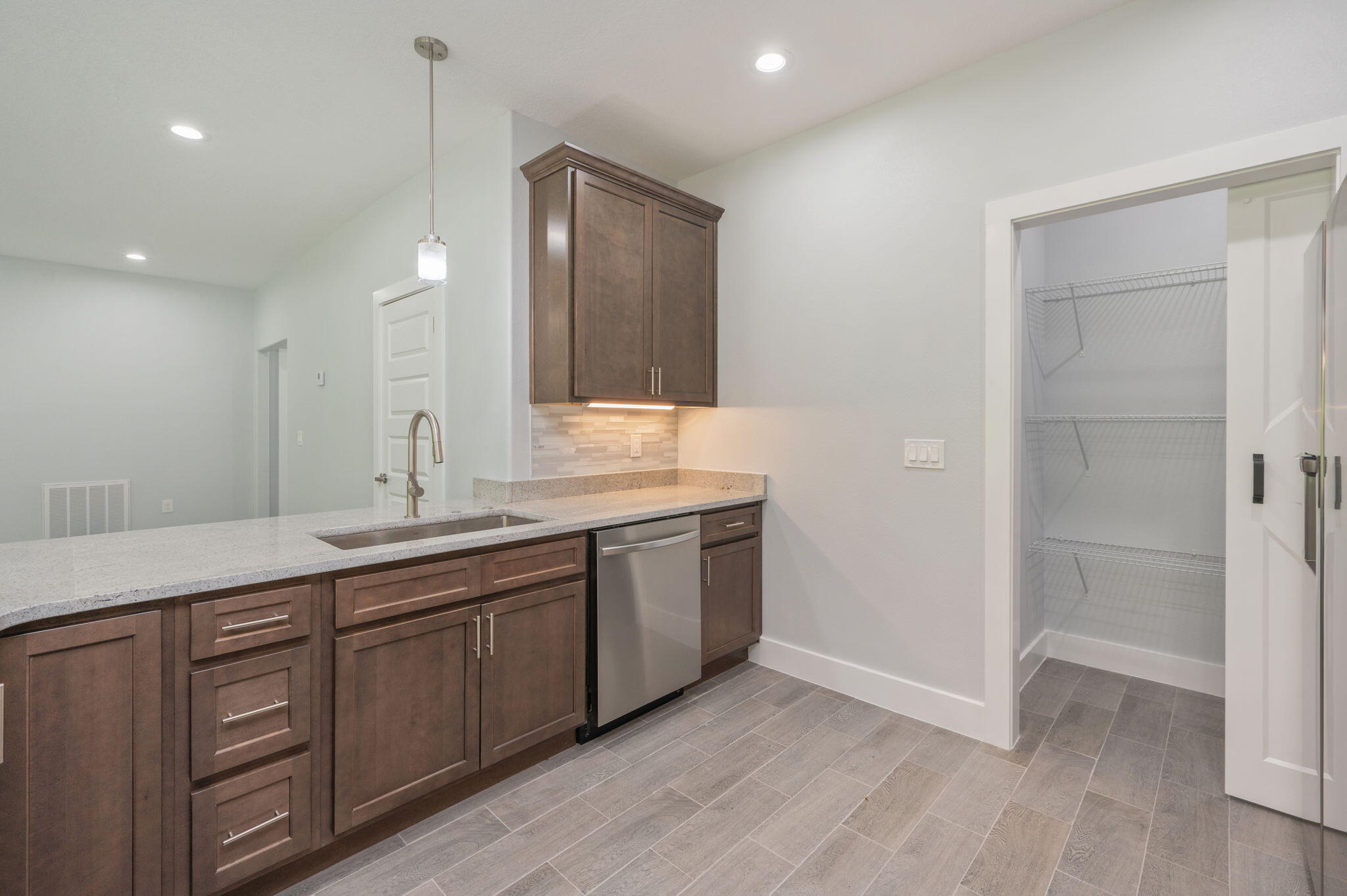 4516 Hermosa Road